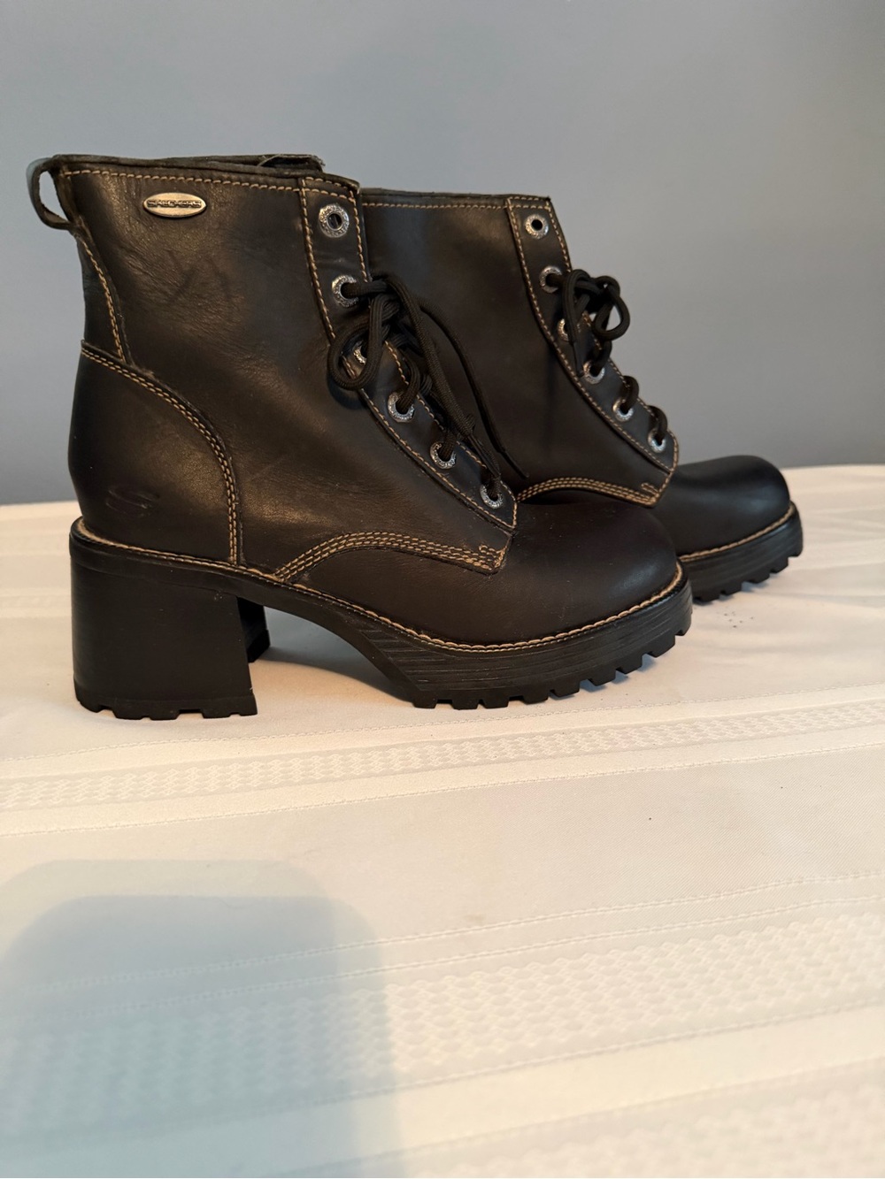 VINTAGE 90s Y2K Skechers Black Leather Platform Boots Women’s Size 9